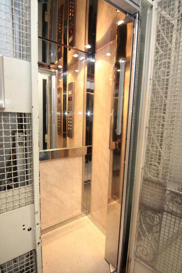 Acropolis View And Walking Distance 4 Bd Flat Apartment Athens Luaran gambar
